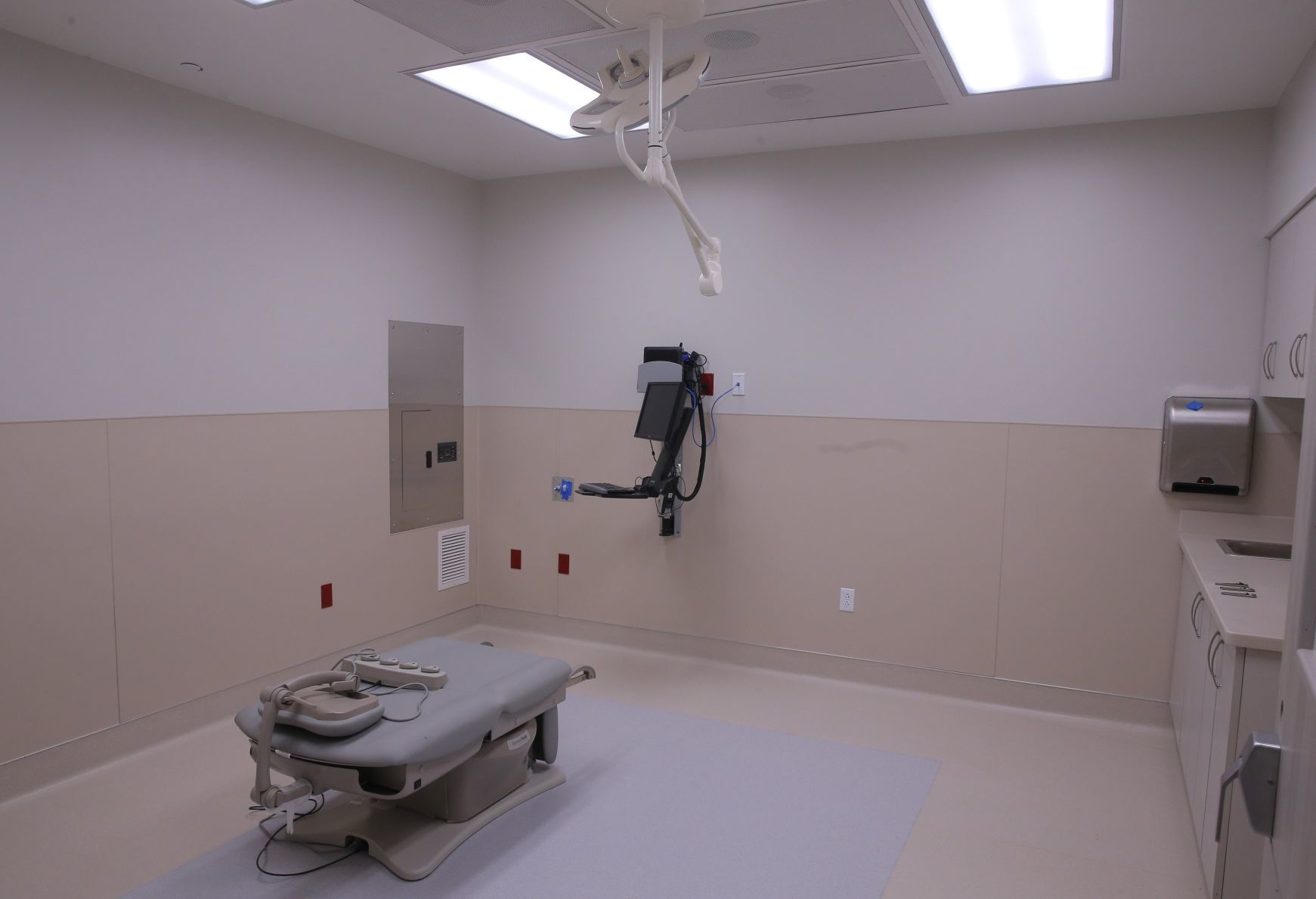 Planned Parenthood opens new facility in Fairview Heights